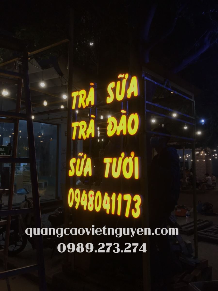 bảng hiệu chữ nổi mica