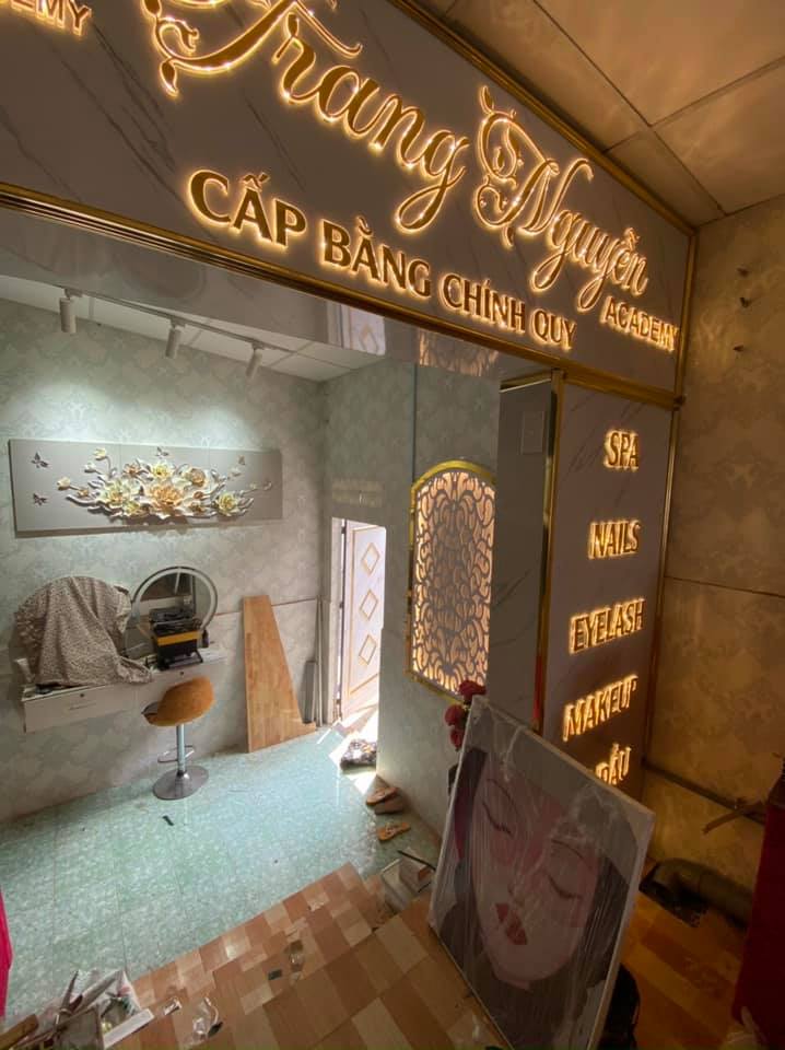 gia công mica Việt Nguyên