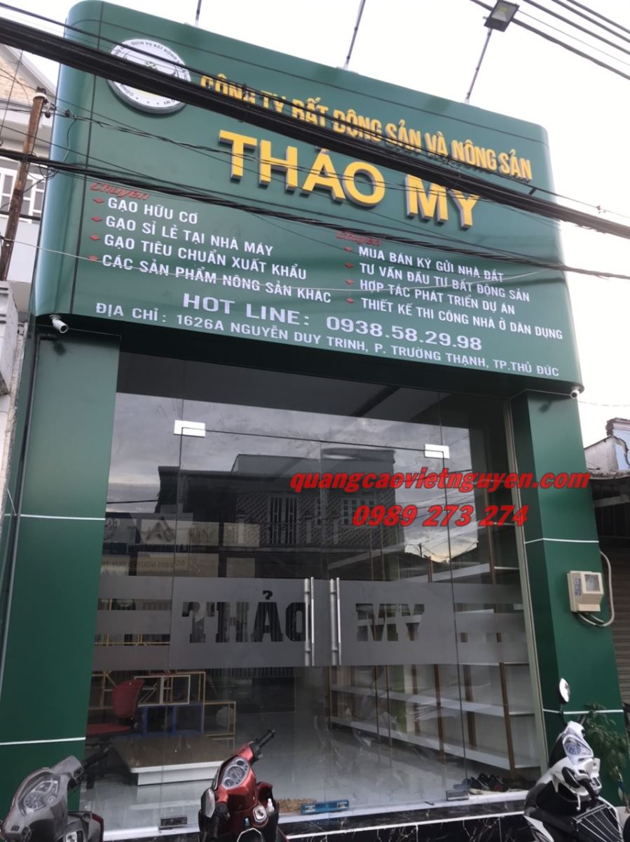 bảng hiệu chữ nổi mica