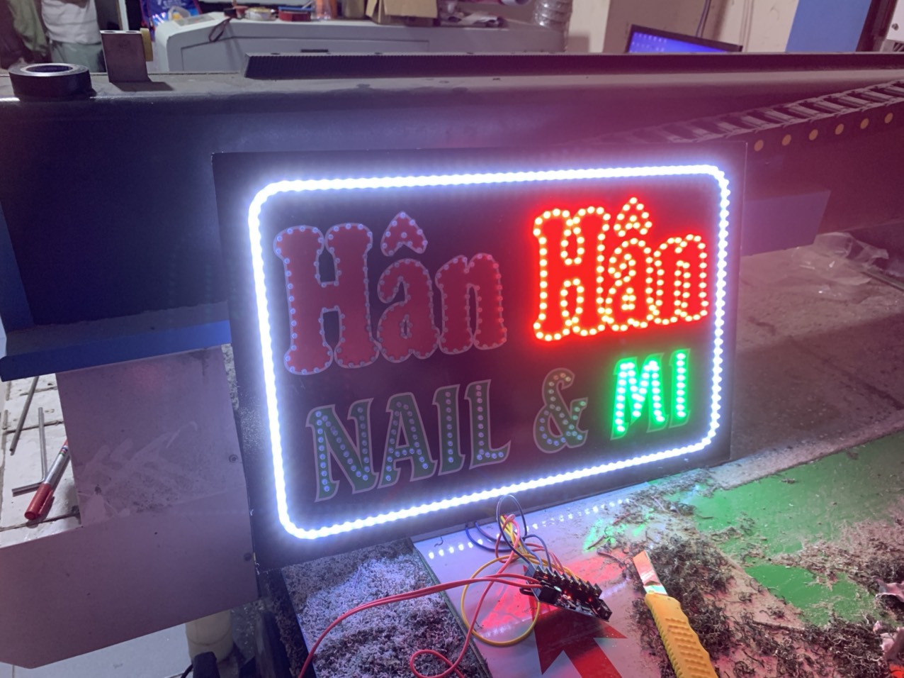 bảng hiệu led