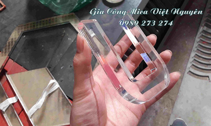 gia công mica theo yêu cầu