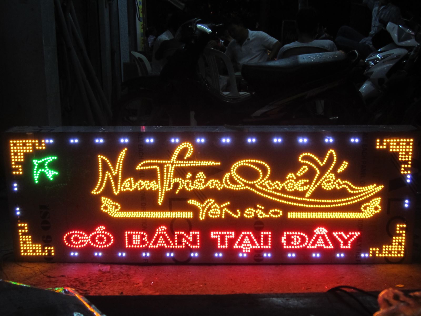 bảng hiệu đèn led - VNGroup