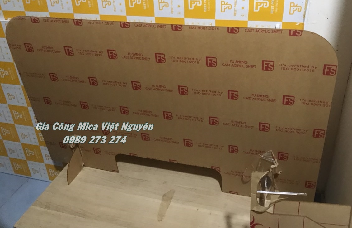 tấm chắn covid di động