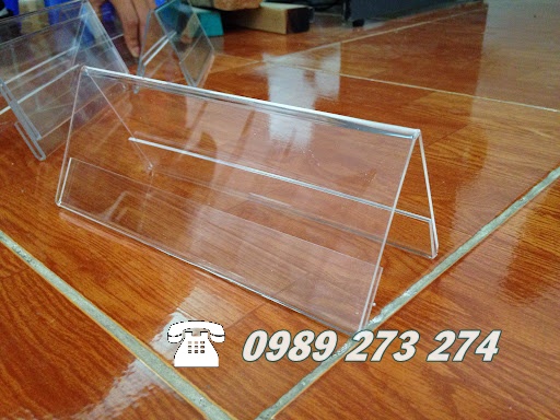 biển chức danh mica