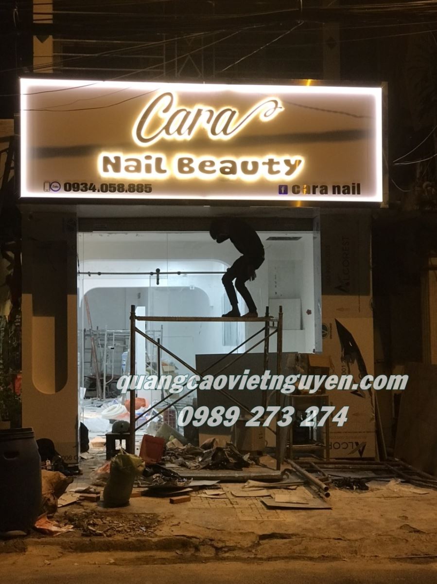 THI CÔNG BẢNG HIỆU TIẸM NAIL