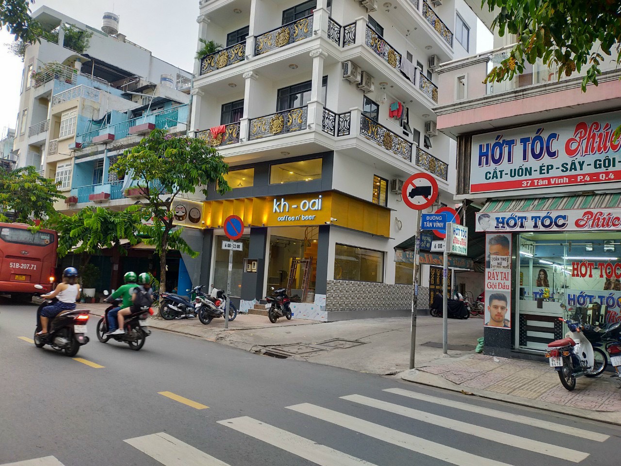 bảng hiệu chữ nổi đẹp